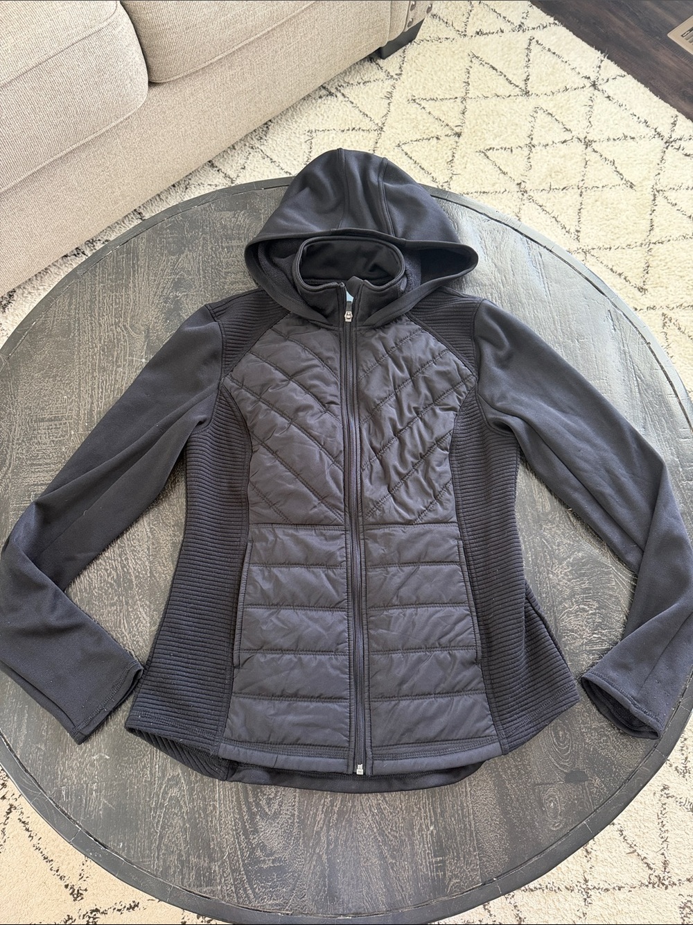 Women's Quilted Hooded Jacket - Black